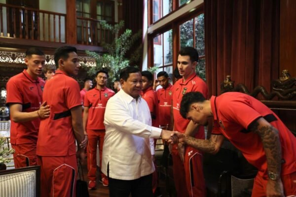 Presiden Mengingatkan Timnas untuk Tetap Tunjukkan Performa Terbaik Meski Telah Lolos ke Playoff
